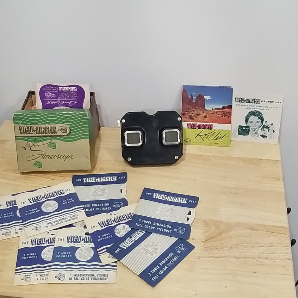 Vintage 1950s Viewfinder Stereoscope